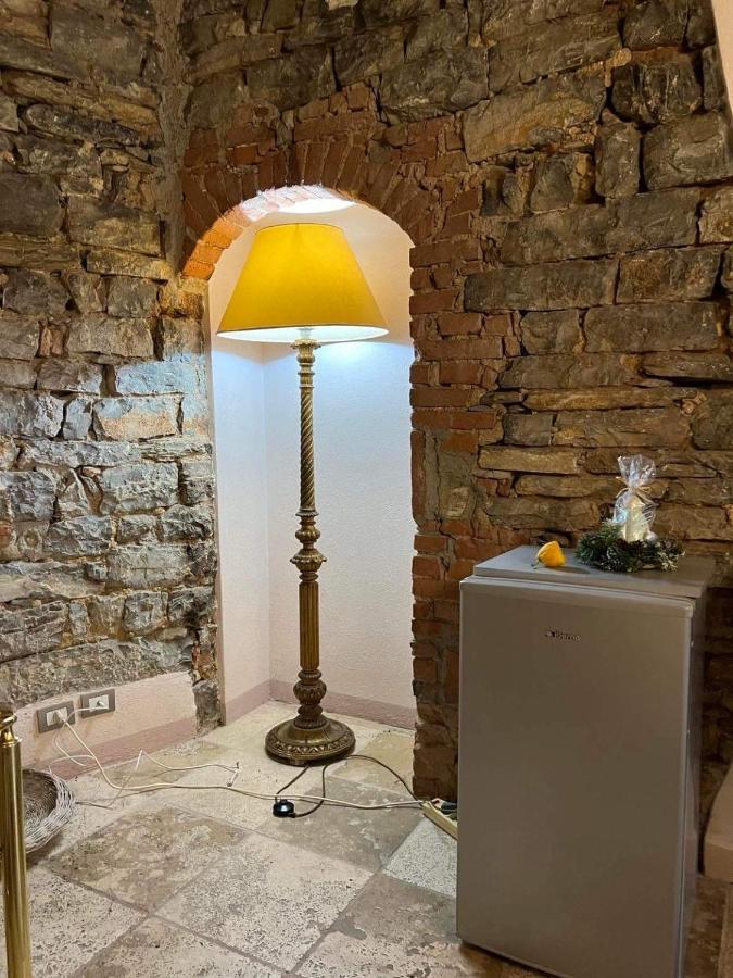 La Piazzetta Toscana B&B Campiglia Marittima Exteriör bild