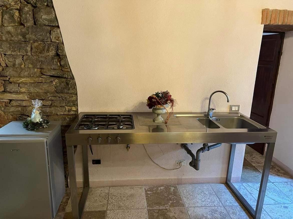 La Piazzetta Toscana B&B Campiglia Marittima Exteriör bild
