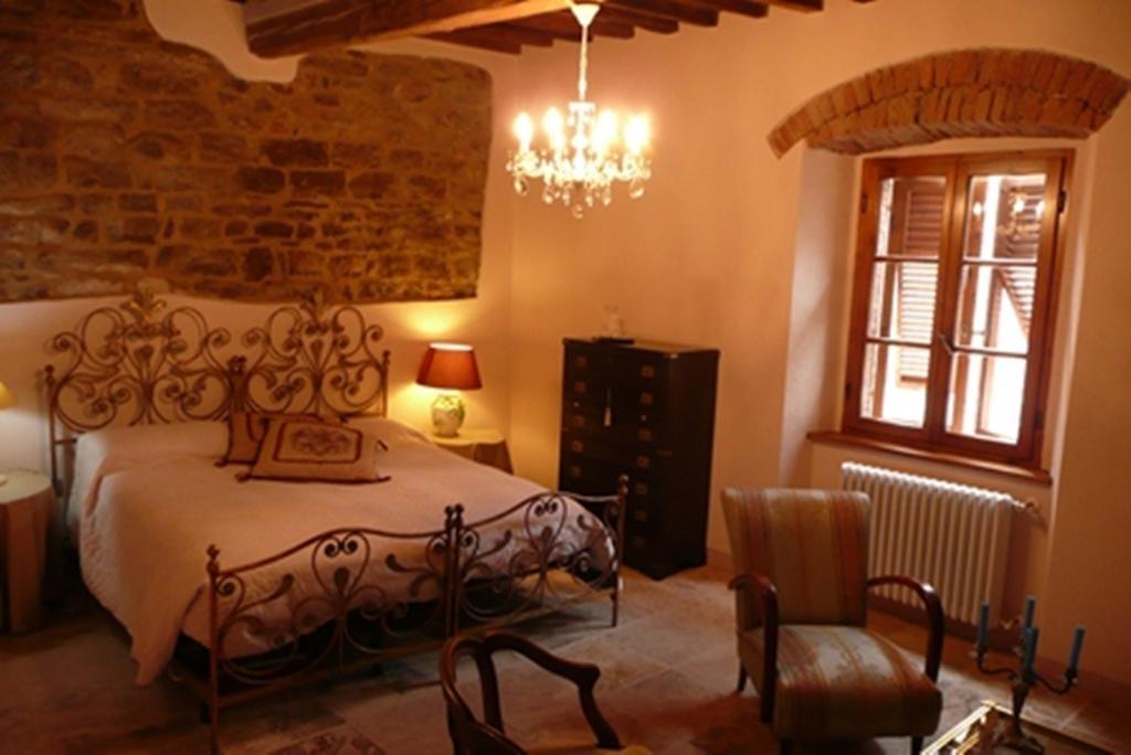 La Piazzetta Toscana B&B Campiglia Marittima Rum bild