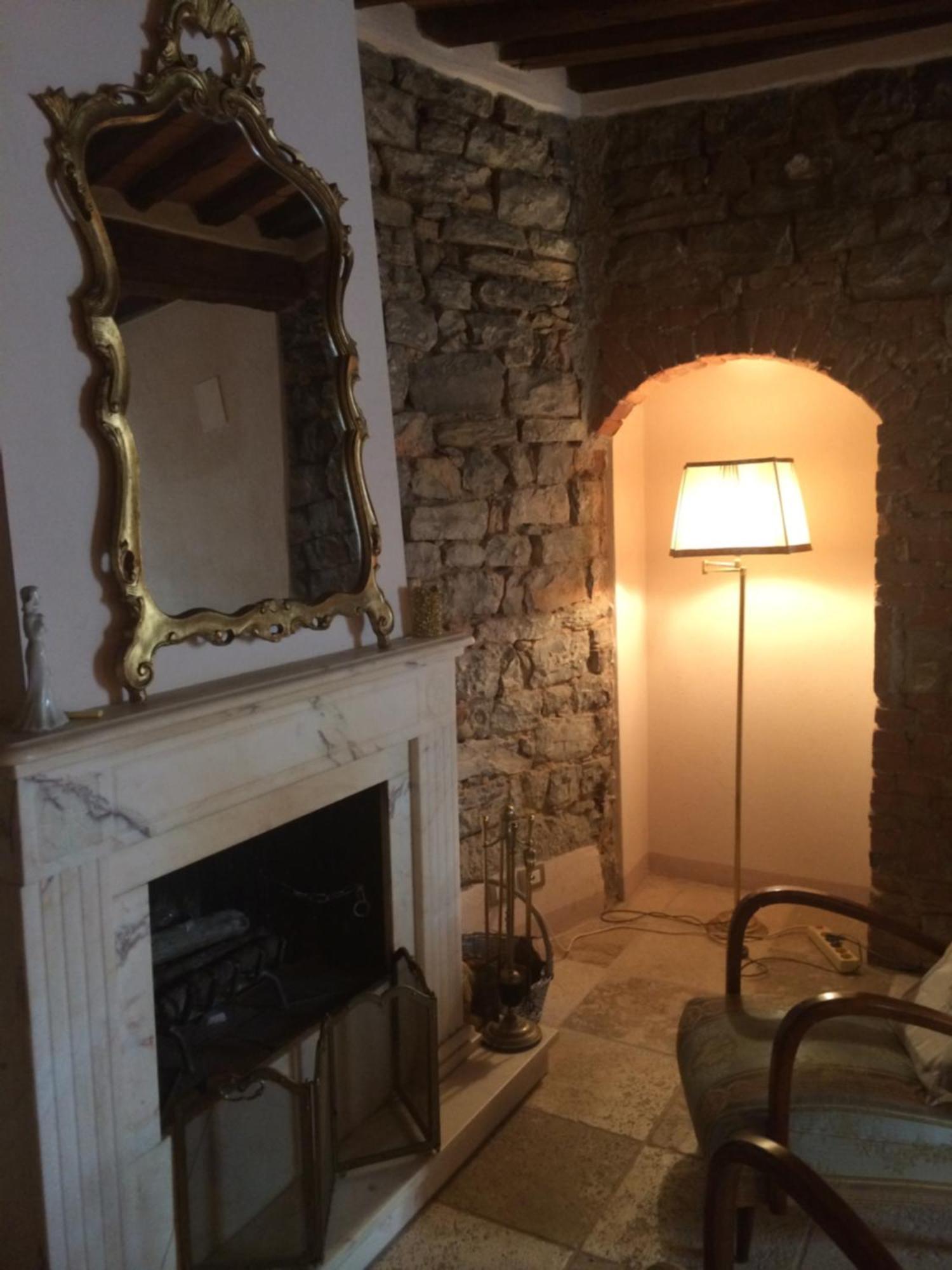 La Piazzetta Toscana B&B Campiglia Marittima Exteriör bild